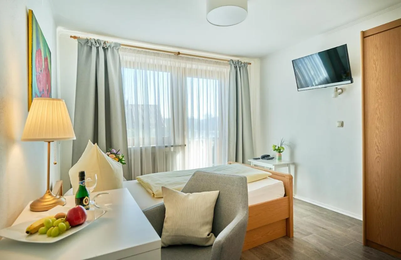 Hotel Restaurant Zum Goldenen Anker Mit Hallenbad & Wellnessbereich Windorf  3*, Windorf (Passau) Německo
