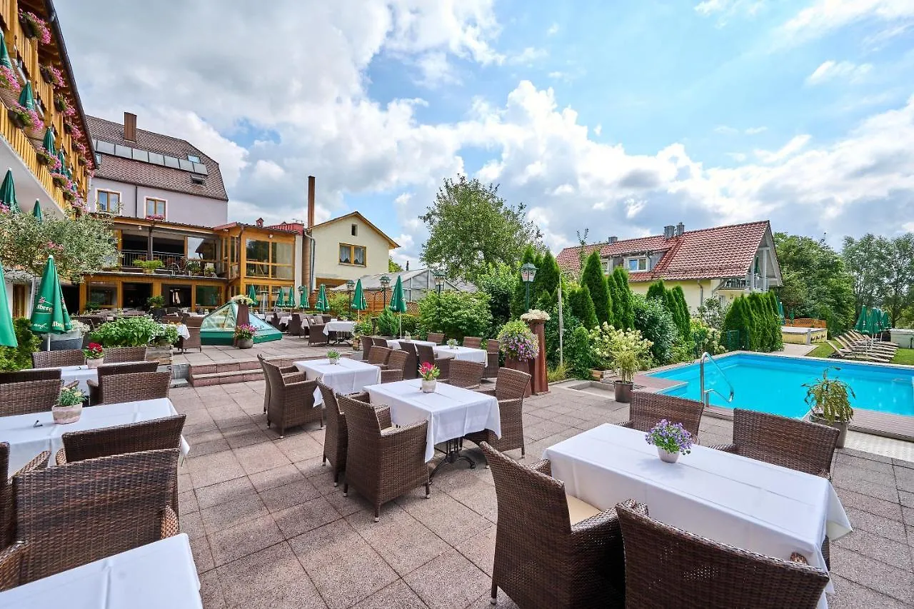 Hotel Zum Goldenen Anker mit Hallenbad Windorf  3*, Windorf (Passau) Deutschland